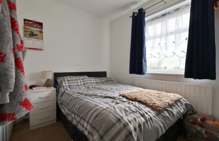 2 bedroom Bungalow for sale in Ninesprings Way, Hitchin