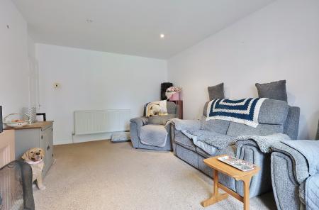 2 bedroom Bungalow for sale in Ninesprings Way, Hitchin