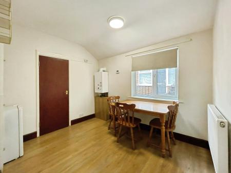 1 bedroom Maisonette to let in Nightingale Road, Hitchin, SG5