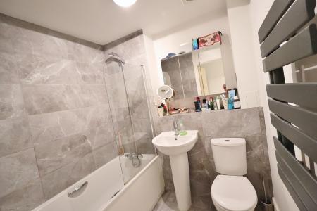 2 bedroom Flat for sale in Sharps Court, Cooks Way, Hitchin