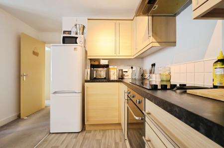 2 bedroom Flat for sale in Sharps Court, Cooks Way, Hitchin