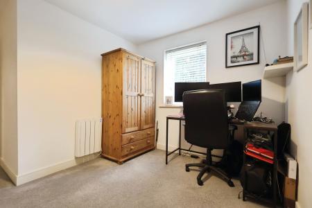 2 bedroom Flat for sale in Sharps Court, Cooks Way, Hitchin