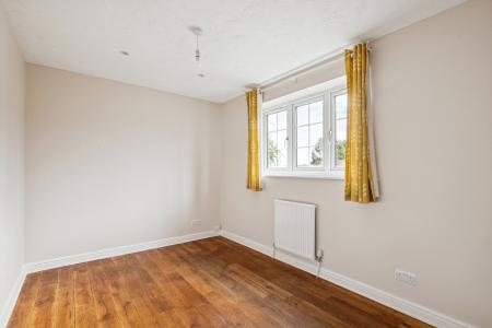5 bedroom Detached house to let in Wedgewood Road, Hitchin, SG4