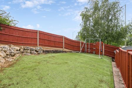 5 bedroom Detached house to let in Wedgewood Road, Hitchin, SG4
