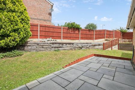 5 bedroom Detached house to let in Wedgewood Road, Hitchin, SG4