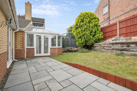 5 bedroom Detached house to let in Wedgewood Road, Hitchin, SG4