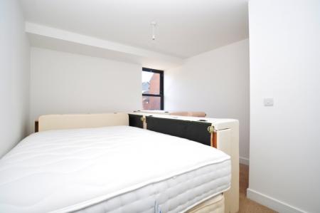 2 bedroom Flat to let in Bancroft, Hitchin, SG5