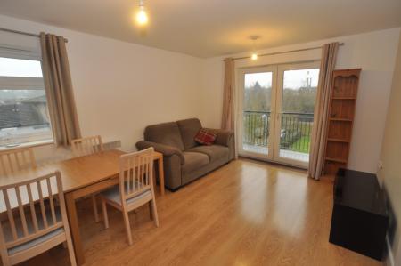 2 bedroom Flat to let in Sharps Court, Hitchin, SG4