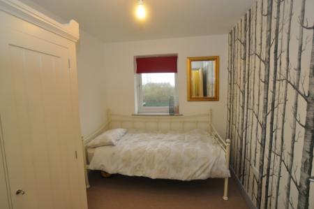 2 bedroom Flat to let in Sharps Court, Hitchin, SG4