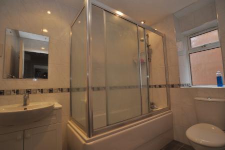 4 bedroom Detached house to let in Talbot Street, Hitchin, SG5