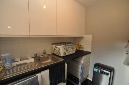 4 bedroom Detached house to let in Talbot Street, Hitchin, SG5
