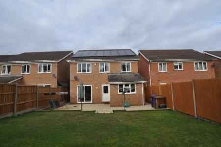 4 bedroom Detached house to let in Talbot Street, Hitchin, SG5