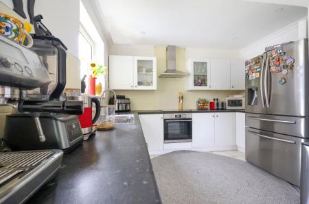 4 bedroom Detached house for sale in Castles Close, Stotfold