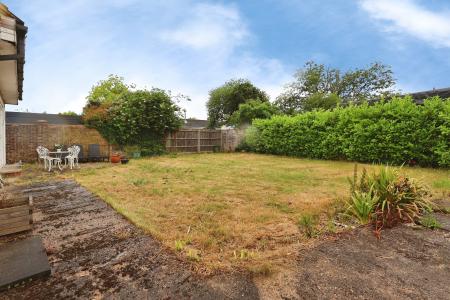 4 bedroom Detached house for sale in Castles Close, Stotfold