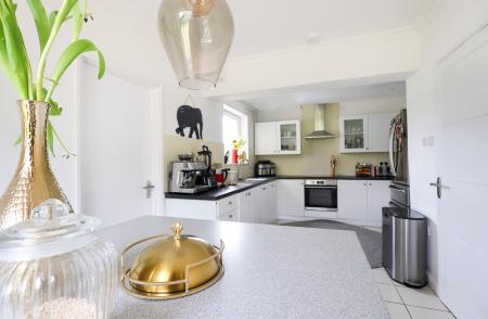 4 bedroom Detached house for sale in Castles Close, Stotfold