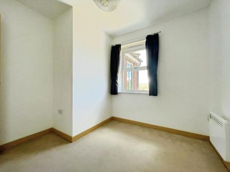 2 bedroom Flat to let in Johnson Place, Walsworth Road, Hitchin, SG4