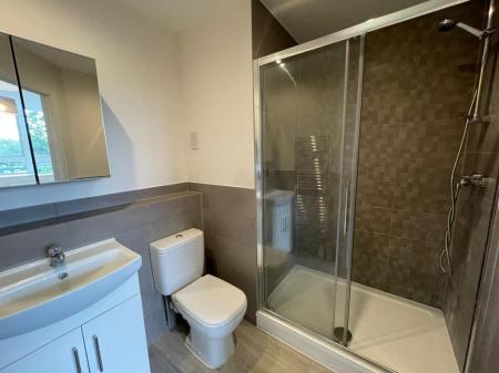 2 bedroom Flat to let in Skyline Apartments, Stevenage, SG1