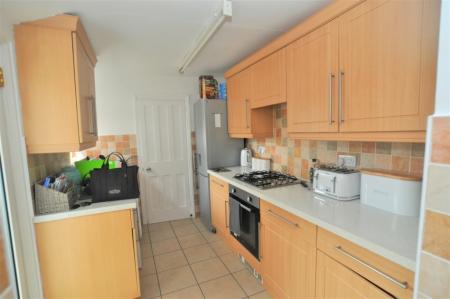 2 bedroom Terraced House to let in Highbury Road, Hitchin, SG4