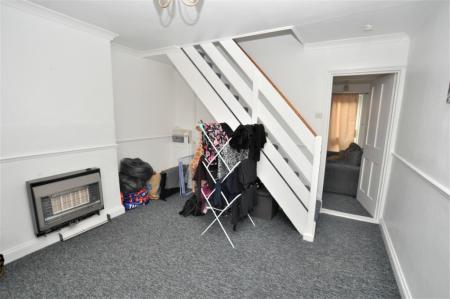 2 bedroom Terraced House to let in Highbury Road, Hitchin, SG4