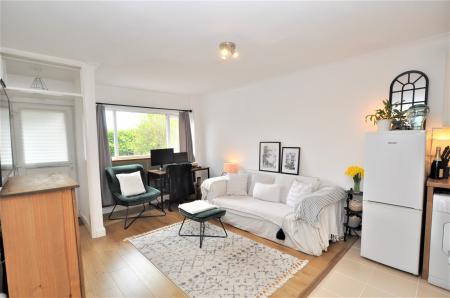 1 bedroom Maisonette to let in Cadwell Court, Cadwell Lane, Hitchin, SG4