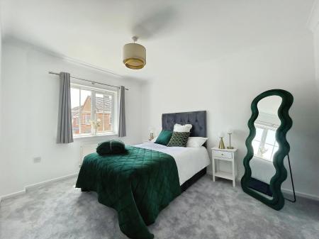 4 bedroom Detached house to let in Brunel Drive, Biggleswade, SG18