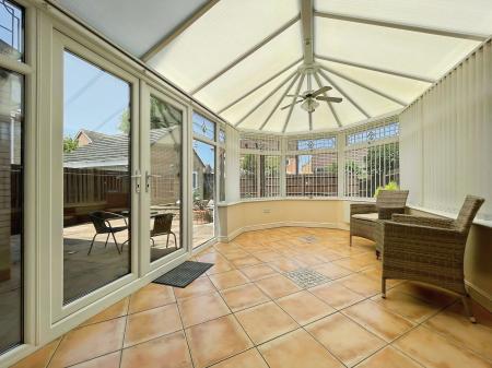 4 bedroom Detached house to let in Brunel Drive, Biggleswade, SG18