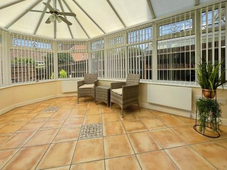 4 bedroom Detached house to let in Brunel Drive, Biggleswade, SG18