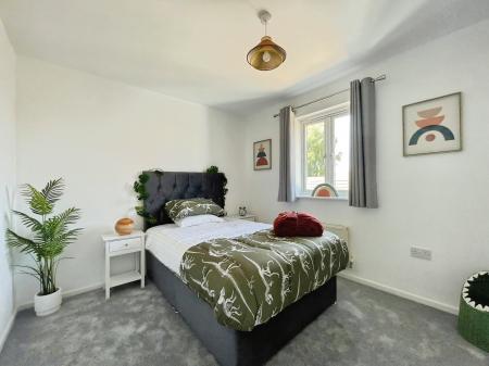 4 bedroom Detached house to let in Brunel Drive, Biggleswade, SG18