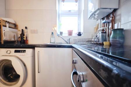 1 bedroom Ground floor maisonette for sale in St. Annes Court, St. Annes Road, Hitchin
