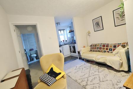 1 bedroom Ground floor maisonette for sale in St. Annes Court, St. Annes Road, Hitchin