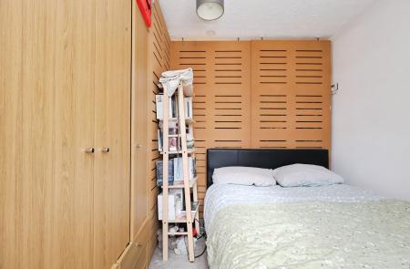 1 bedroom Ground floor maisonette for sale in St. Annes Court, St. Annes Road, Hitchin