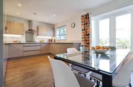 3 bedroom Detached house for sale in Viney Corner, Arlesey