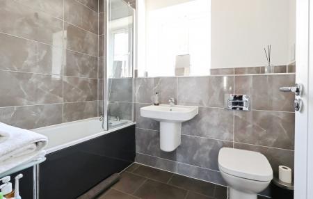 3 bedroom Detached house for sale in Viney Corner, Arlesey