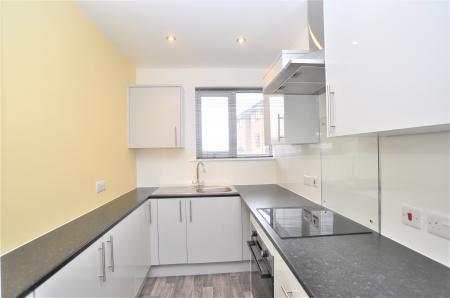 2 bedroom Maisonette to let in Grove Road, Hitchin, SG4