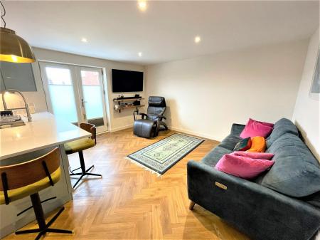 2 bedroom Flat for sale in Coopers Yard, Hitchin