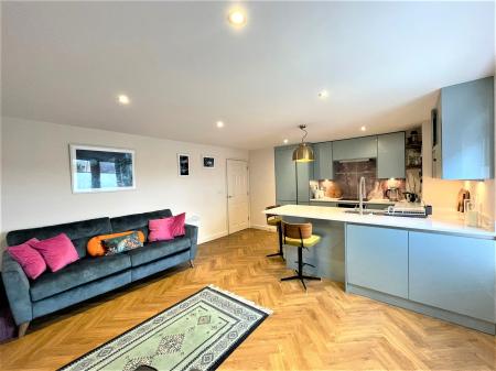 2 bedroom Flat for sale in Coopers Yard, Hitchin