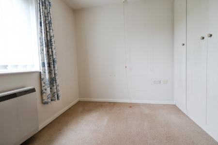 1 bedroom Flat for sale in Regal Court, Bancroft, Hitchin