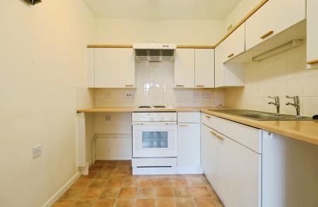 1 bedroom Flat for sale in Regal Court, Bancroft, Hitchin
