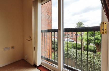 1 bedroom Flat for sale in Regal Court, Bancroft, Hitchin