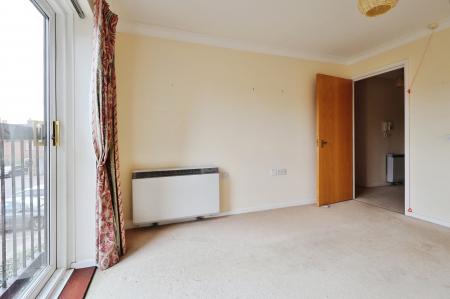 1 bedroom Flat for sale in Regal Court, Bancroft, Hitchin