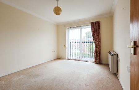 1 bedroom Flat for sale in Regal Court, Bancroft, Hitchin