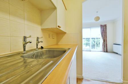 1 bedroom Flat for sale in Regal Court, Bancroft, Hitchin