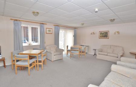 1 bedroom Flat for sale in Regal Court, Bancroft, Hitchin