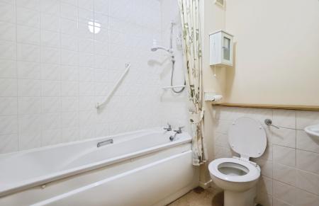 1 bedroom Flat for sale in Regal Court, Bancroft, Hitchin
