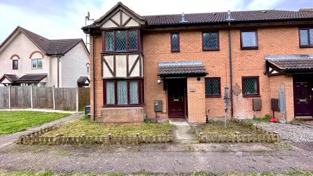 2 bedroom Cluster house to let in Ramerick Gardens, Arlesey, SG15