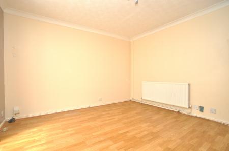 2 bedroom Cluster house to let in Ramerick Gardens, Arlesey, SG15