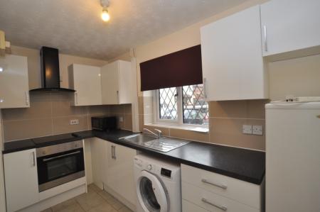 2 bedroom Terraced House to let in Ramerick Gardens, Arlesey, SG15