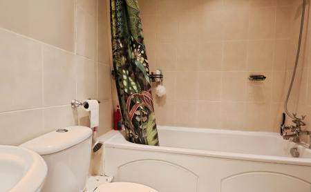 2 bedroom Flat for sale in Nursery Court, Nevells Yard, Letchworth