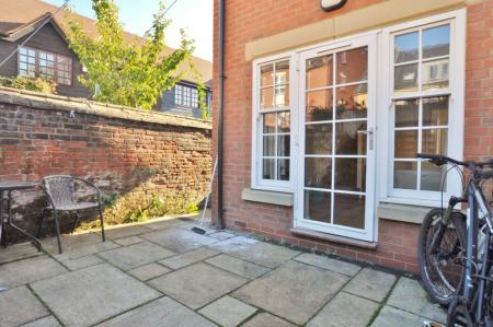 2 bedroom End of terrace house to let in Kempe Mews, Tilehouse Street, Hitchin, SG5