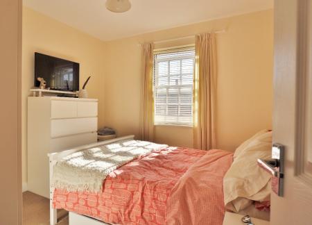 2 bedroom End of terrace house to let in Kempe Mews, Tilehouse Street, Hitchin, SG5